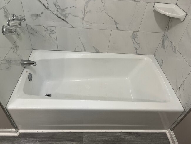 Photo - 4495 Ridge Rd