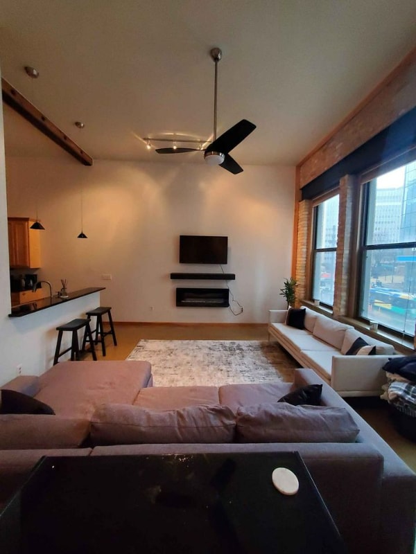 Photo - 773 N Water St