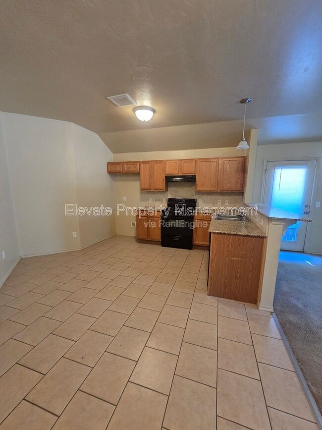 Photo - 924 West Prairie Wind Way