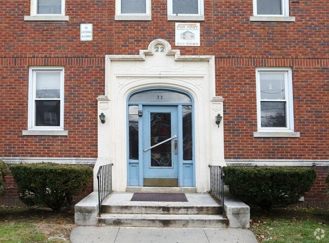 22 Evergreen Ave