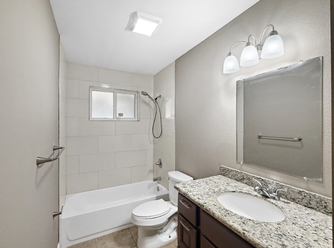 Photo - 7230 Yorktown Dr