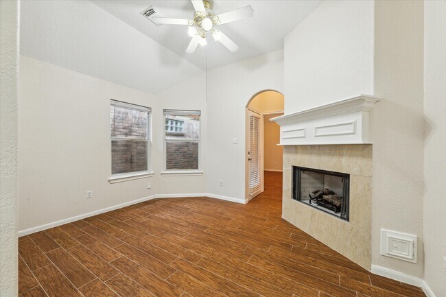 Photo - 2806 Crescent Star Rd