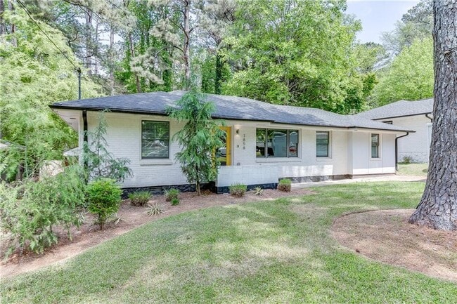 Photo - 1858 Longdale Dr