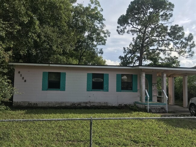 Photo - 6128 Strawflower Pl