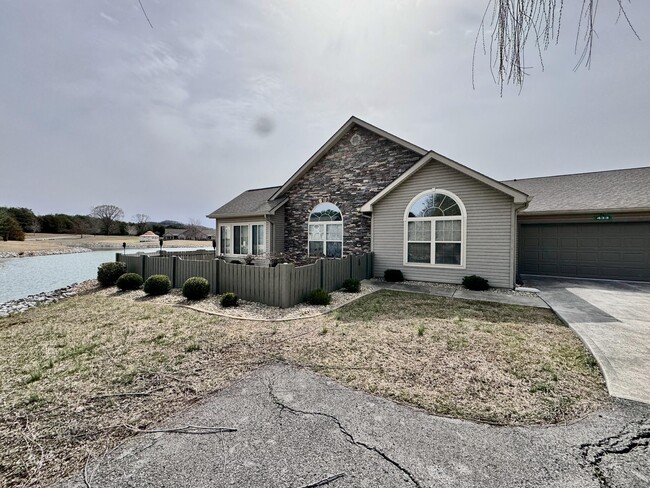 Photo - 433 Deer Lake Pl Unit 43