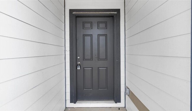 Photo - 200 NW Bellflower St