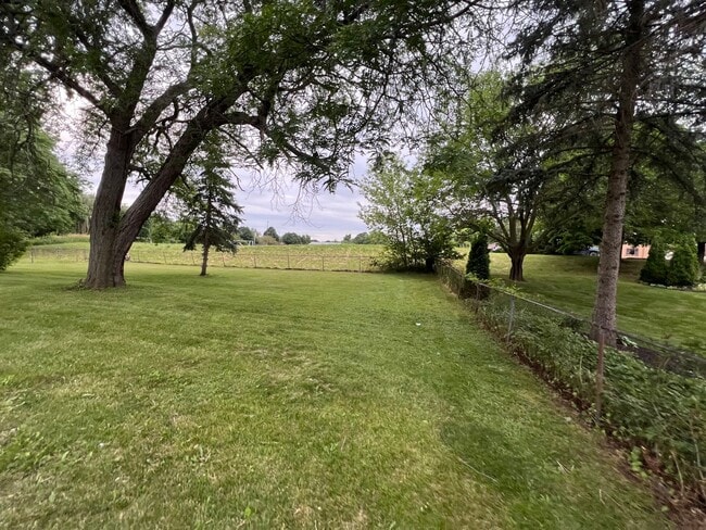 Photo - Beautiful 3 bedroom 1 bathroom Home (Section 8 Aproved)