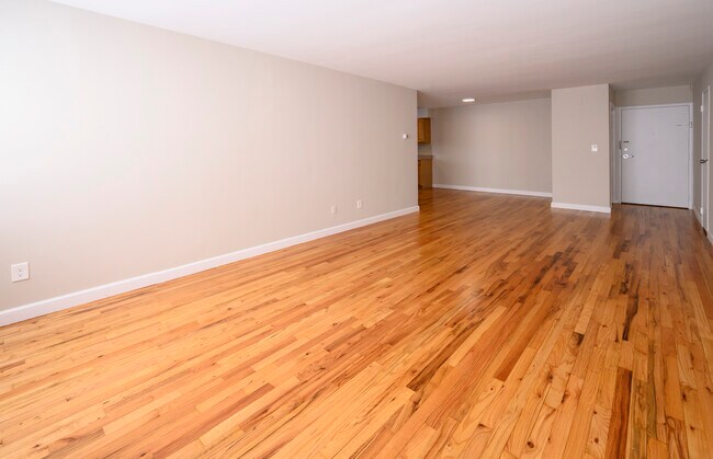 Photo - Central House