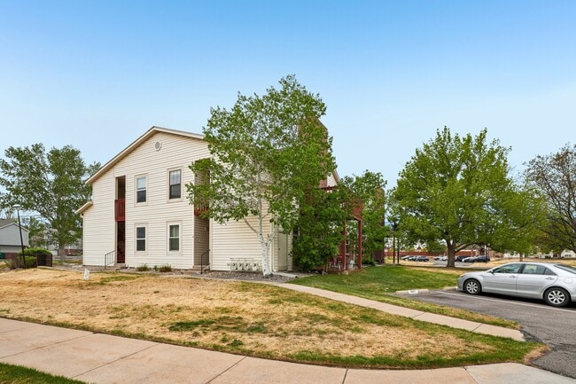 Photo - 11922 Bellaire St Unit B