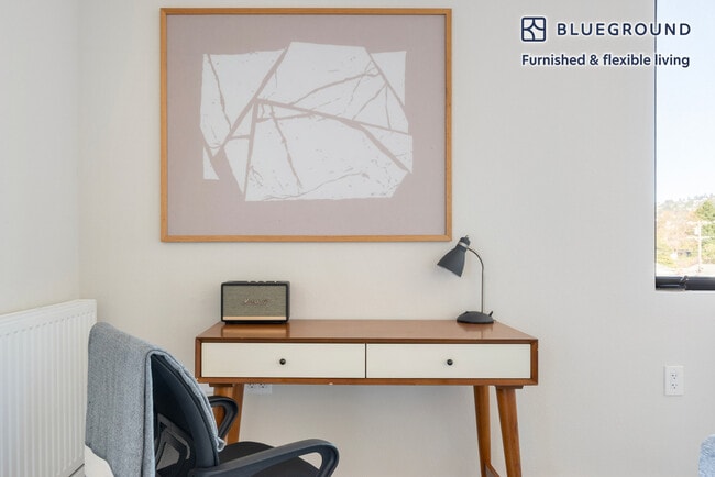 Photo - 1698 University Ave Unidad FL4-ID2126