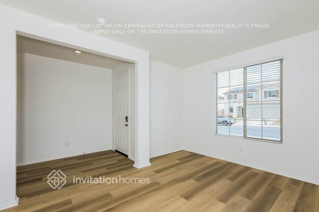 25146 Mountain Violet Wy