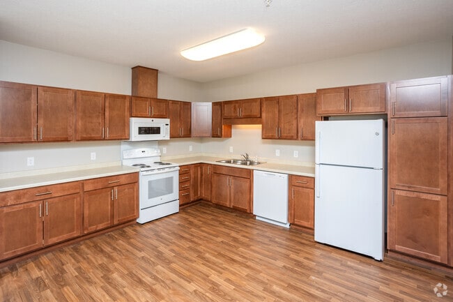 2BR, 1BA - 1,050 - 1,197SF - Kitchen