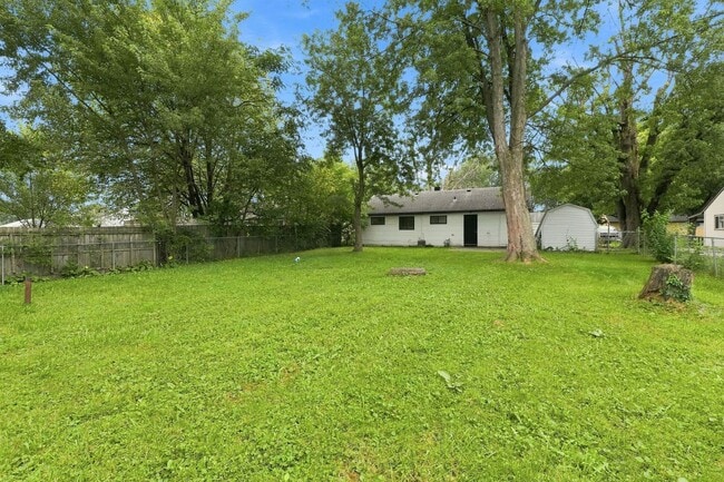 Building Photo - 528 Courtney Dr