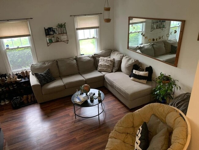 Photo - 5655 Winthrop Ave