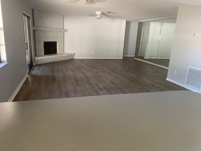 Photo - 886 Harbor Hill Dr