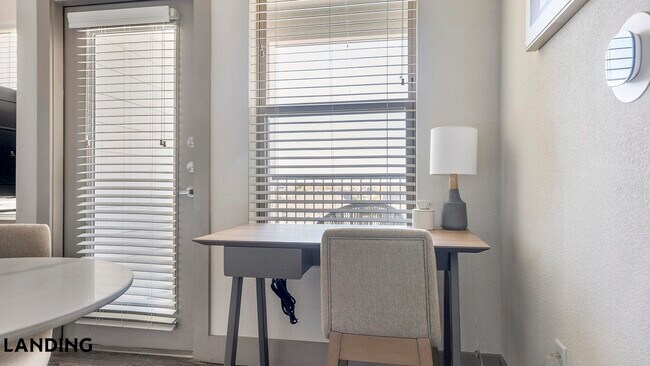 12500 Shadowglen Trce Unit 1305