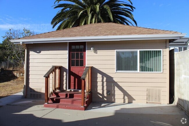 Building Photo - 1Bed/1Bath in Vista~ E. California Rental