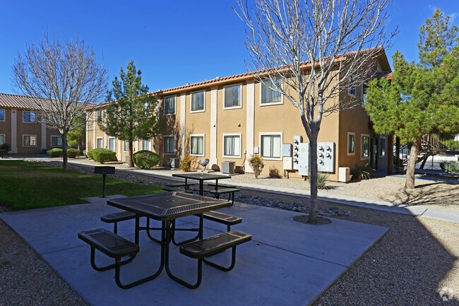 Photo - Valley Vista Apartments