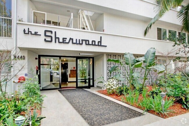 Building Photo - 8430 De Longpre Rental