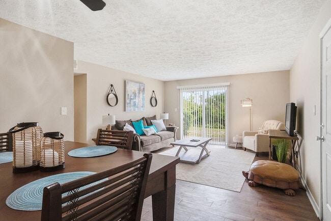 Living & Dining Area