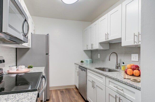Squires Manor Apartment Homes