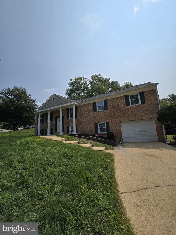 11710 N Marlton Ave