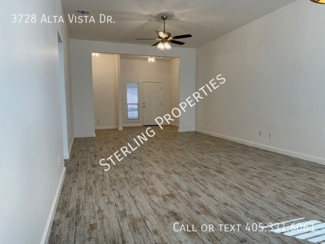 Photo - 3728 Alta Vis Dr