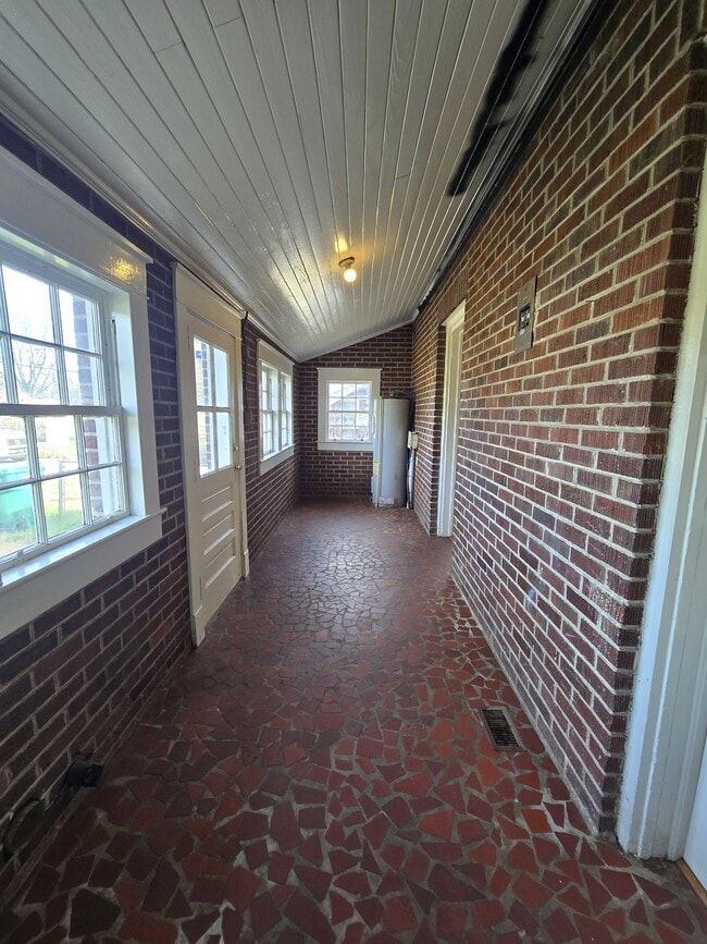 Photo - 110 Morgan Ave