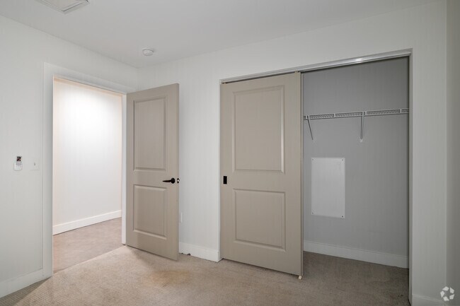 1BR, 1BA - 647SF - Bedroom - C