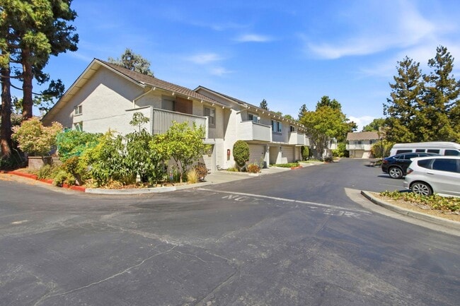 Photo - 10834 Northview Square