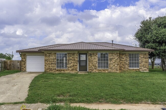 Building Photo - 3533 Hastings Pl