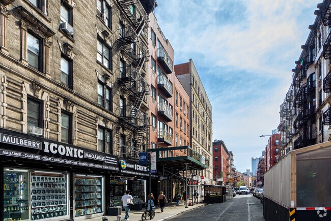 Photo - 182 Mulberry St