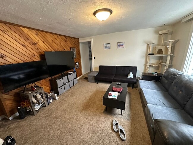 Photo - 412 W Washington Ave Unit C
