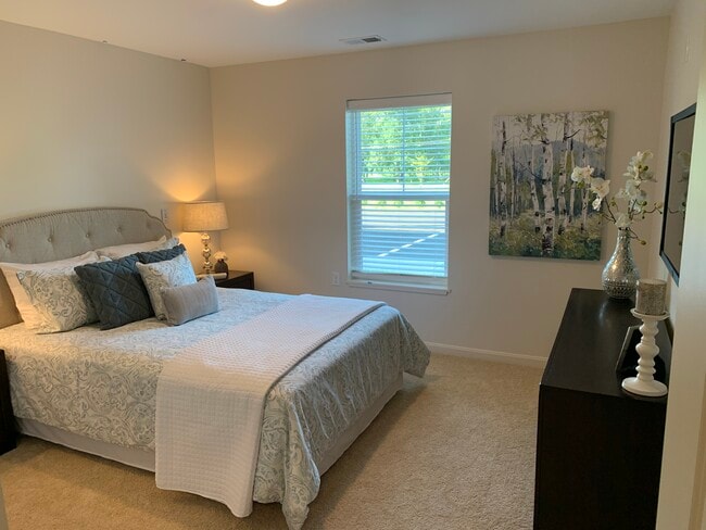 Photo - Glenmary Grove Senior Apartments