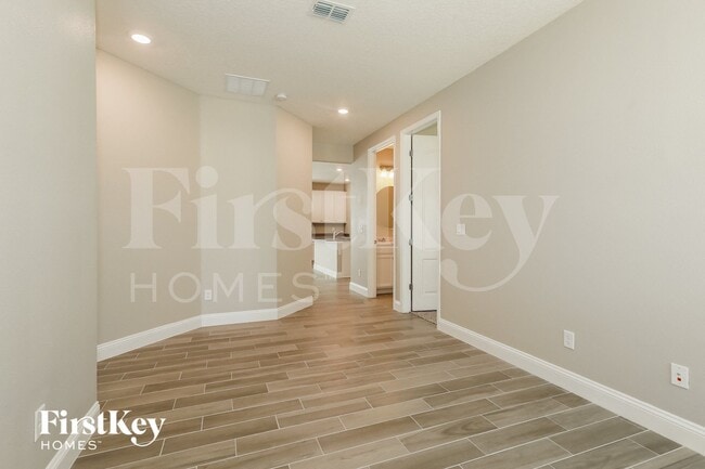 Photo - 377 Broomsedge Cir