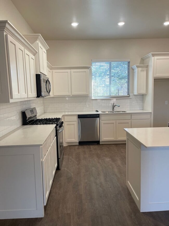 Photo - 3 bedroom with 2.5 bath in The Enclave