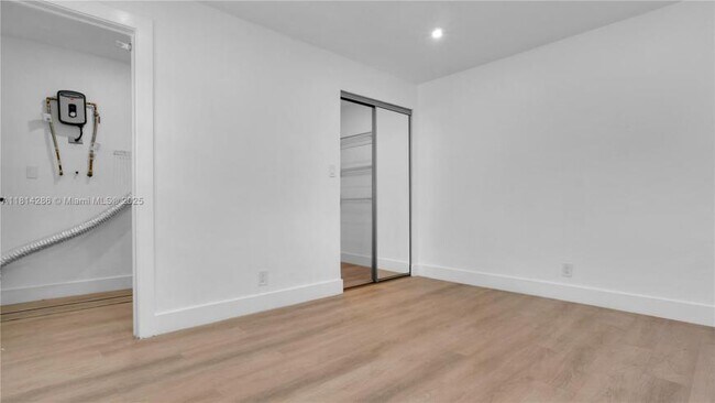Photo - 2 bedroom in Hallandale FL 33009