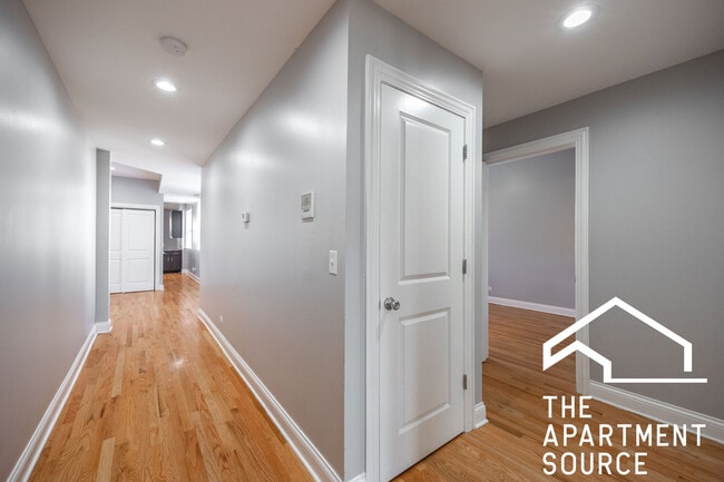 Photo - 4452 N Sheridan Rd Unidad 3