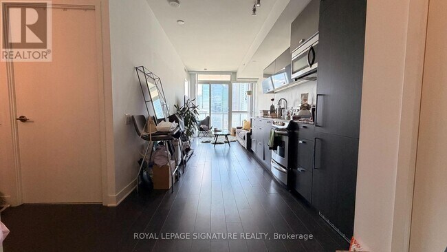 Photo - 290 Adelaide St W Unit 3308