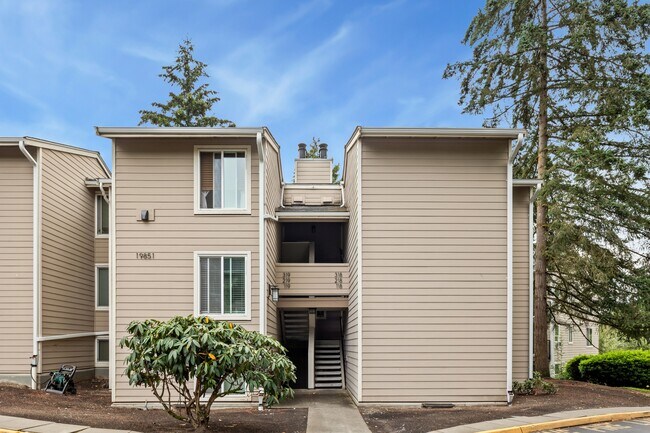 Photo - 19851 25th Ave NE Unit 318