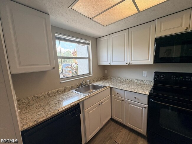 Photo - 1123 SW 48th Terrace