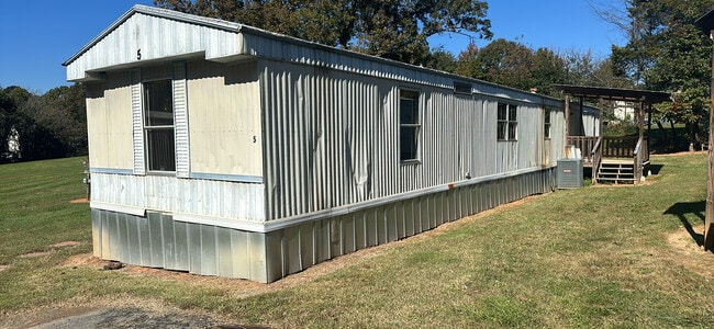 Photo - 7150 Seward Cir