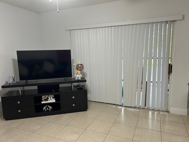 Photo - 7205 Glenmoor Dr Unit Sterling 7205