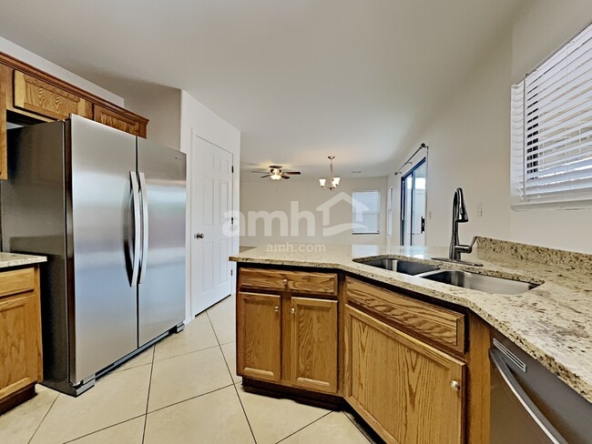 Photo - 341 W Amber Hawk Ct