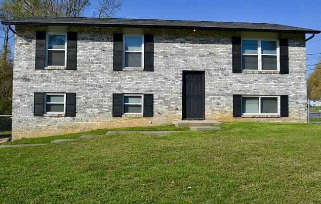 Building Photo - 2335 Carbury Rd Rental