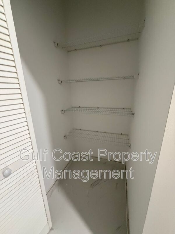 Photo - 2052 NE 18th Terrace