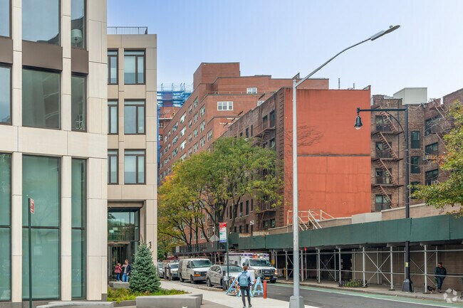 Photo - Clinton Towers Apt. Corp