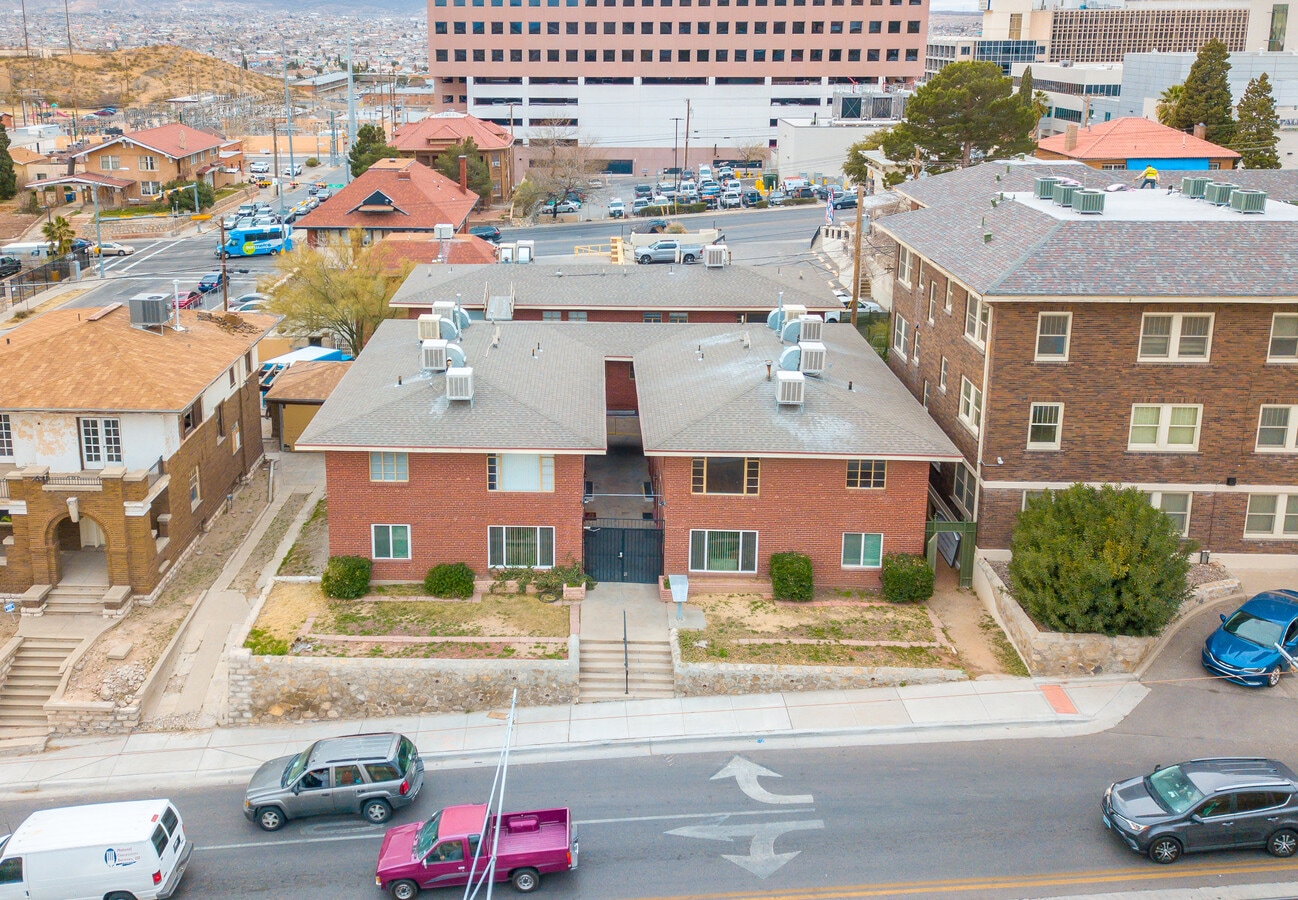 Photo - 1707 N Stanton St Apartments Unit 1