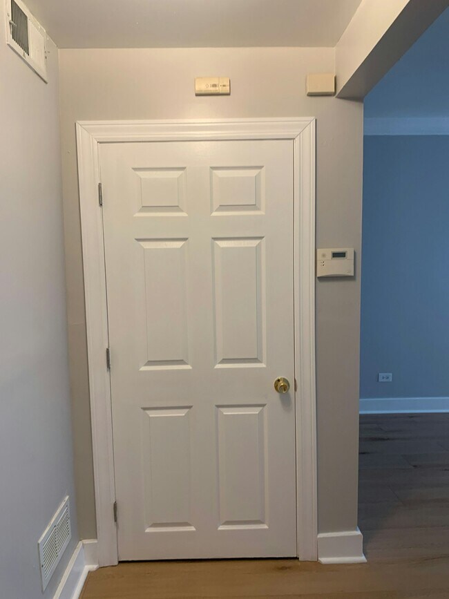 Photo - 3302 W Fulton Blvd Unit 102