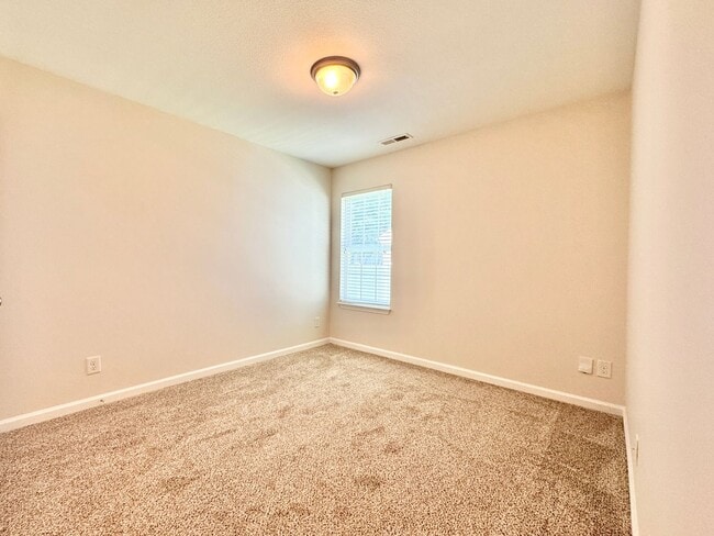 Photo - 3707 Whitworth Dr